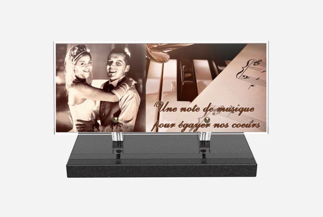 Plaque_Altuglas_1 Plaque_Altuglas_1